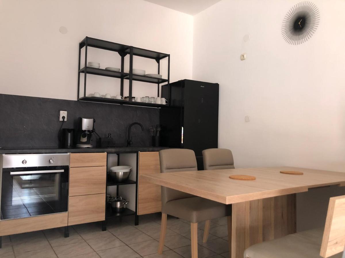 Apartment Marina ヴィル エクステリア 写真